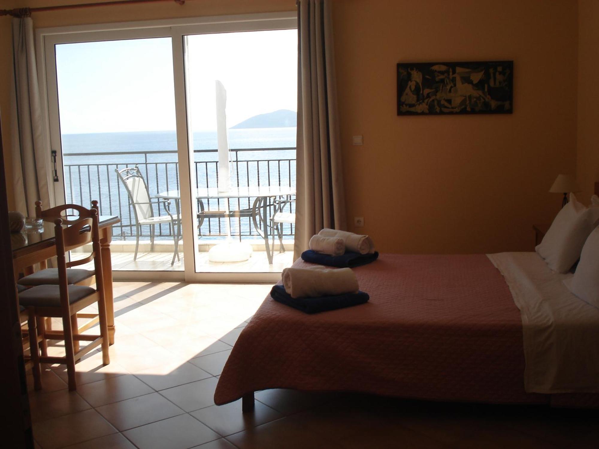 Mema'S Apartment Agia Efimia Zewnętrze zdjęcie